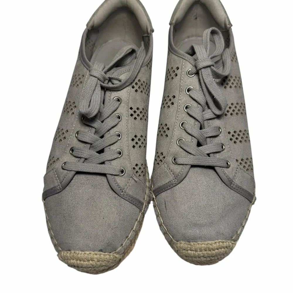 Marc Fisher Baila Perforated Espadrille Gray Lace-Up Sneakers Sz 7.5